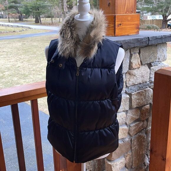 Tommy Hilfiger Vest with fur - Picture 2 of 16